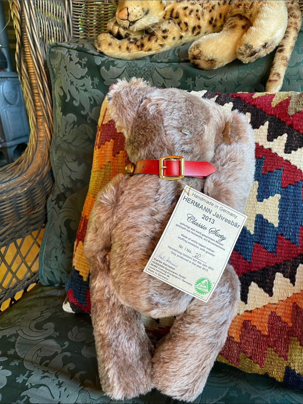 Hermann German Mohair Teddy Bear with Jingle Collar 2013 - Picture 4 of 5
